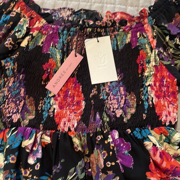 Top From Andree by Unit size small - Picture 2 of 5